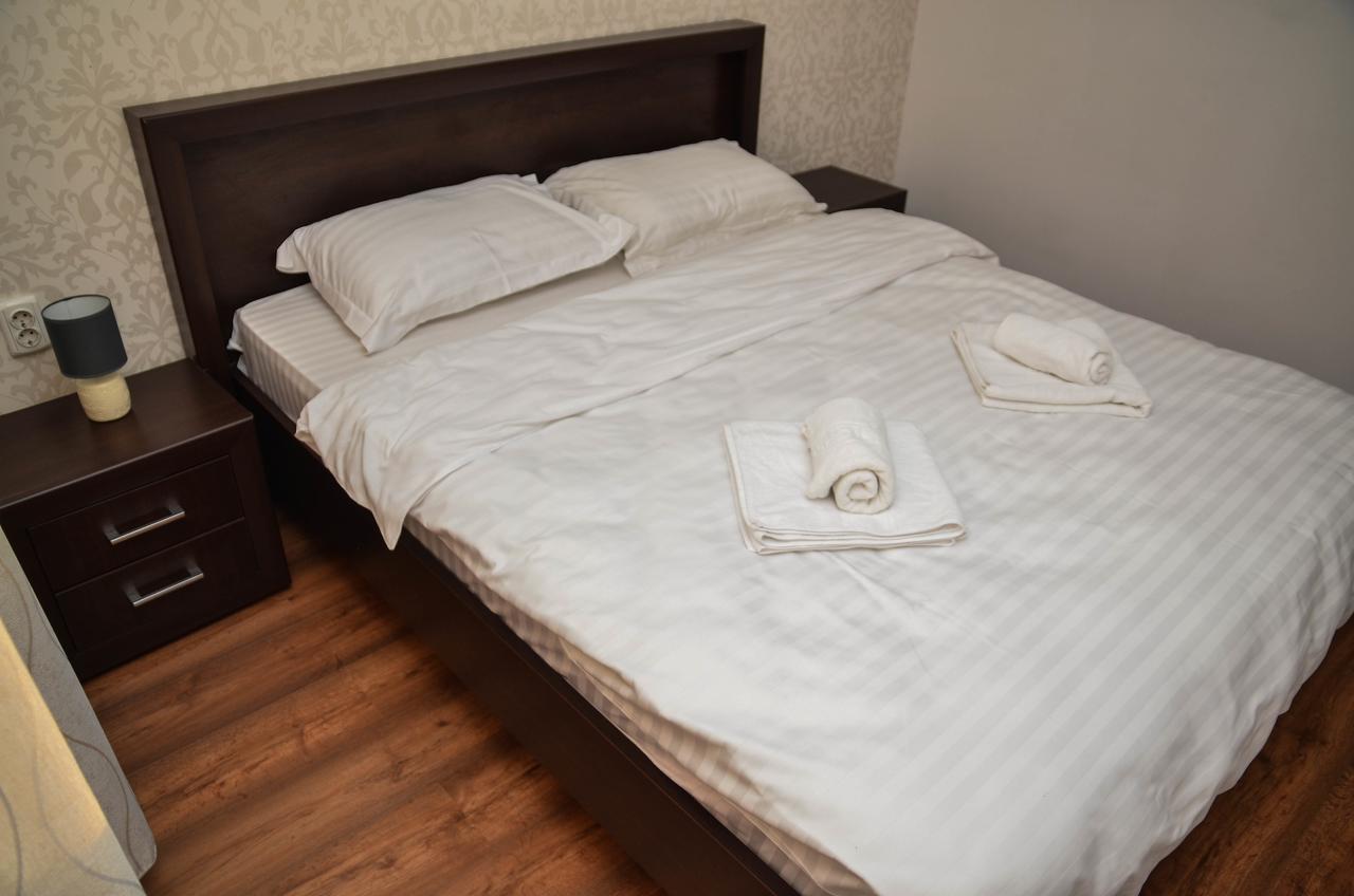 Cozy Apartments - Iasi Exteriör bild